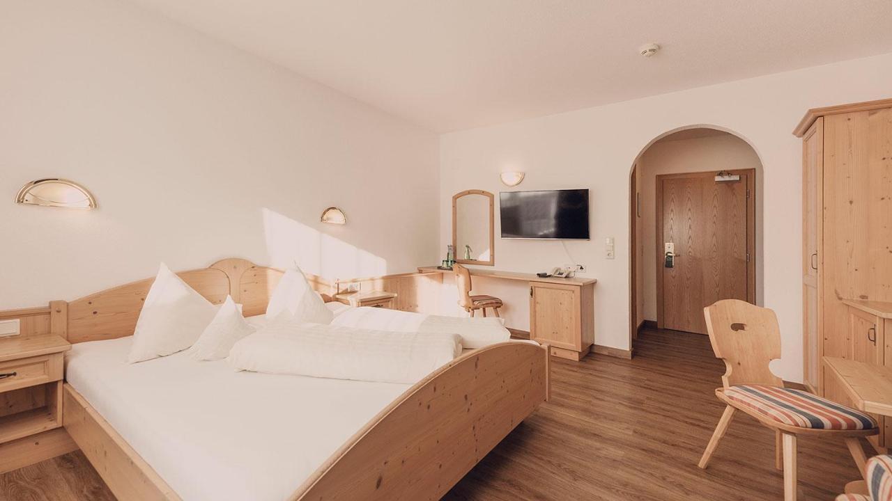 Hotel Foehre Ischgl Buitenkant foto